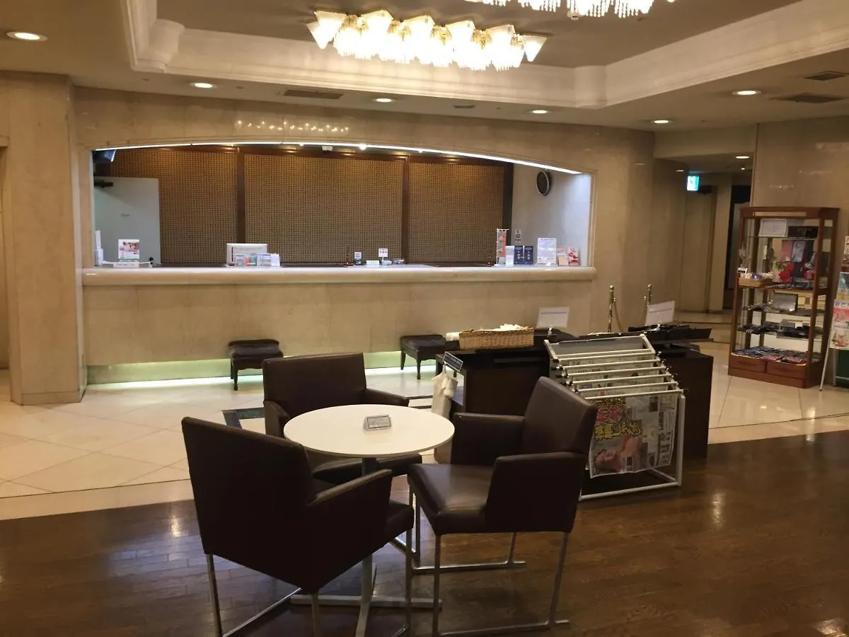 ***  Yokohama Mandarin Hotel יפן