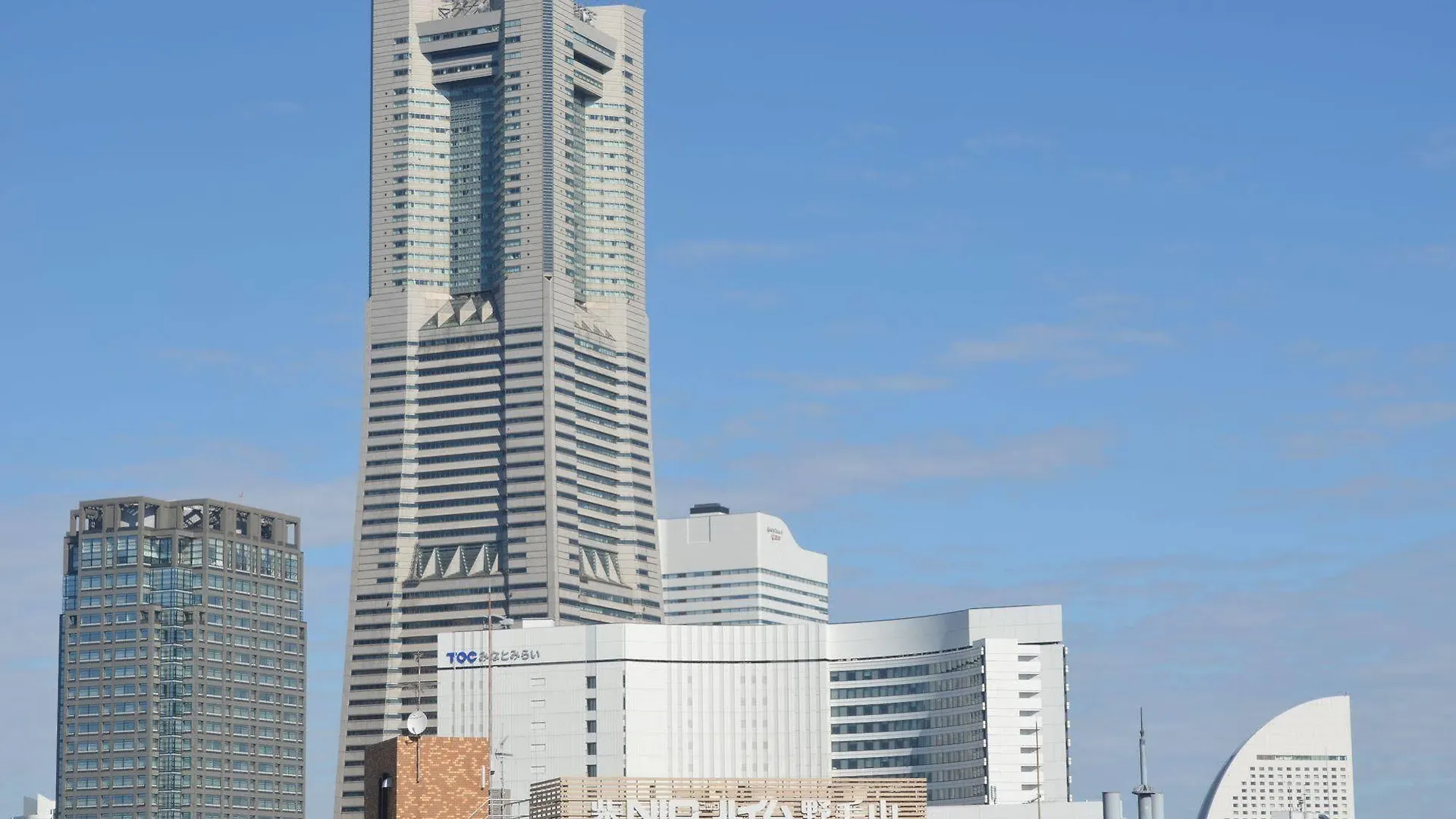 Yokohama Mandarin Hotel 3*, יוקוהאמה